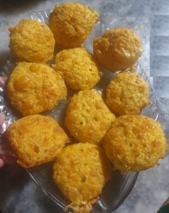 Keto Coconut Cheese Garlic Macroons 